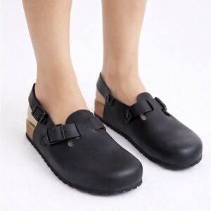 ABEBA Black Leather Nature Clogs 9